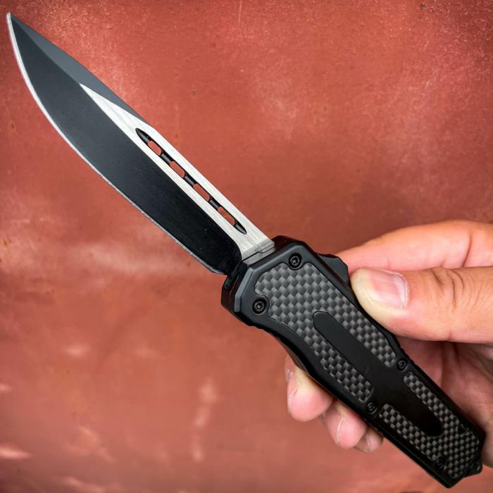 Knife ASTRO Carbon Fiber Clip Point OTF